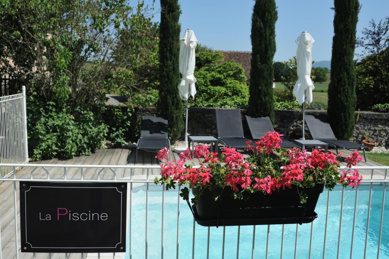 Les Villas Du Domaine De Suzel Vignieu Exterior foto