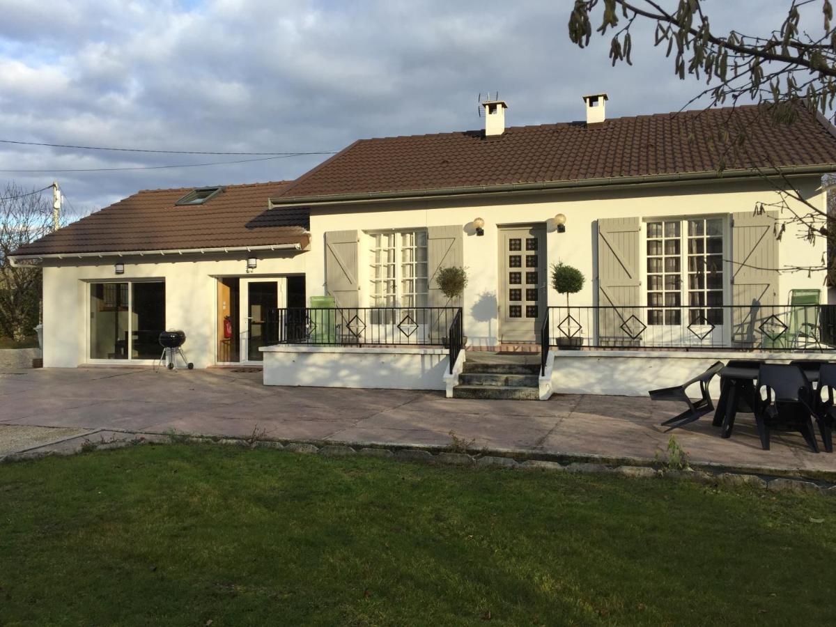 Les Villas Du Domaine De Suzel Vignieu Exterior foto