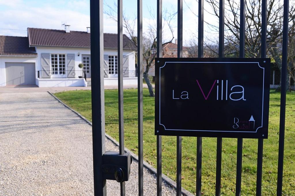 Les Villas Du Domaine De Suzel Vignieu Exterior foto