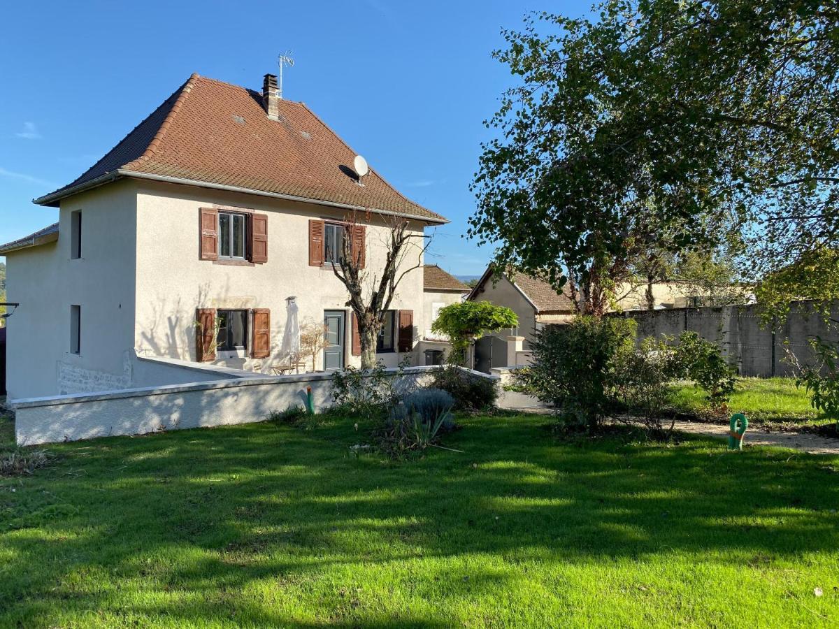 Les Villas Du Domaine De Suzel Vignieu Exterior foto