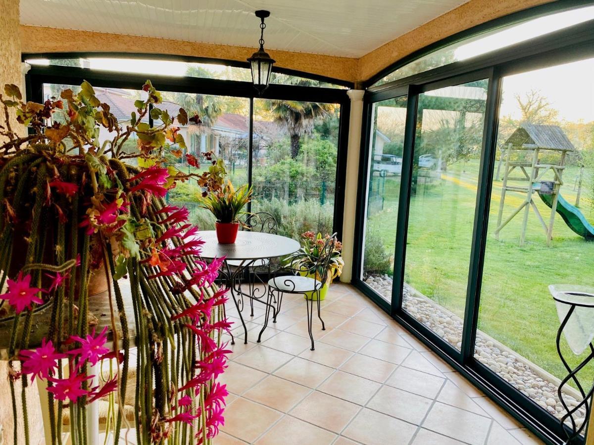 Les Villas Du Domaine De Suzel Vignieu Exterior foto