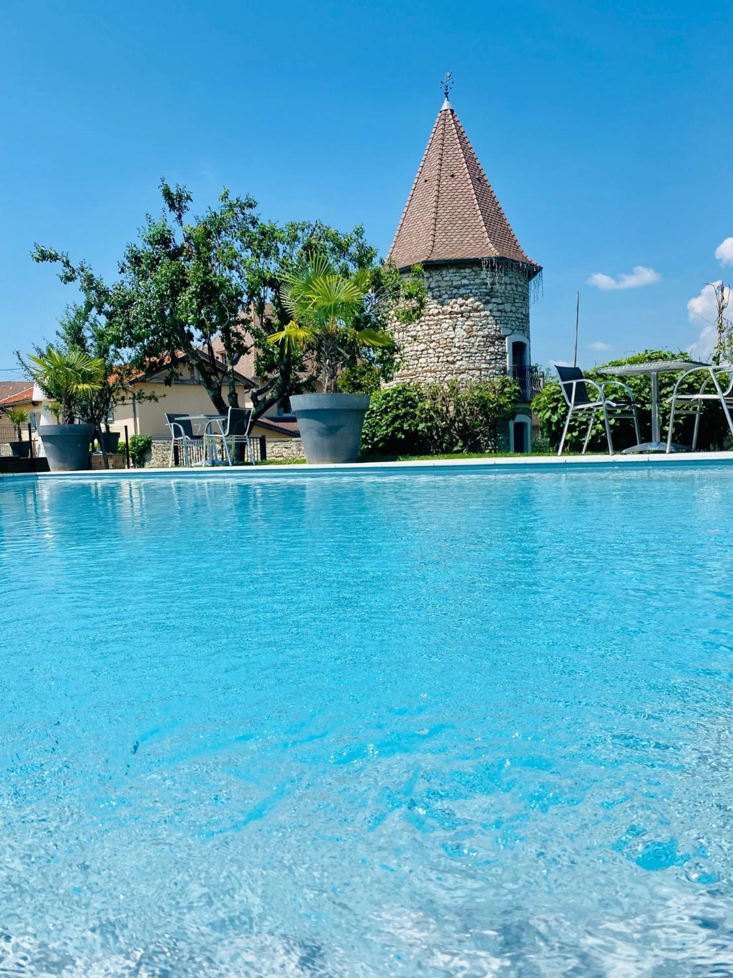 Les Villas Du Domaine De Suzel Vignieu Exterior foto